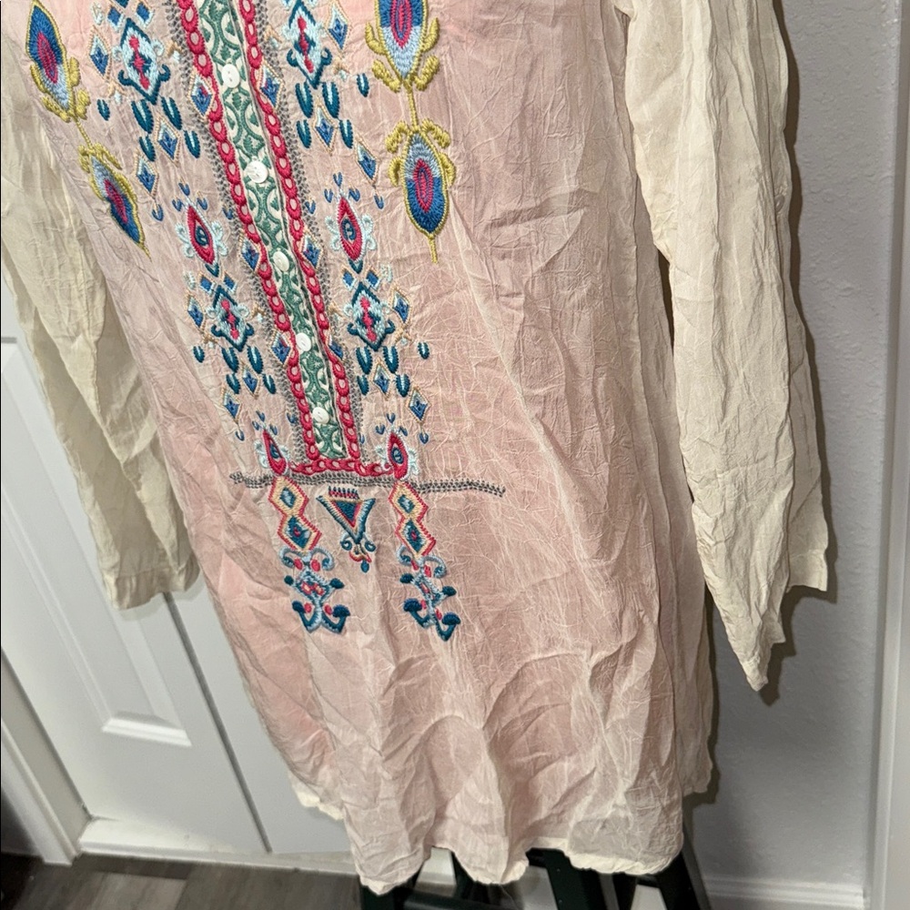 Johnny Was Embroidered top shirt blouse - Picture 3 of 7